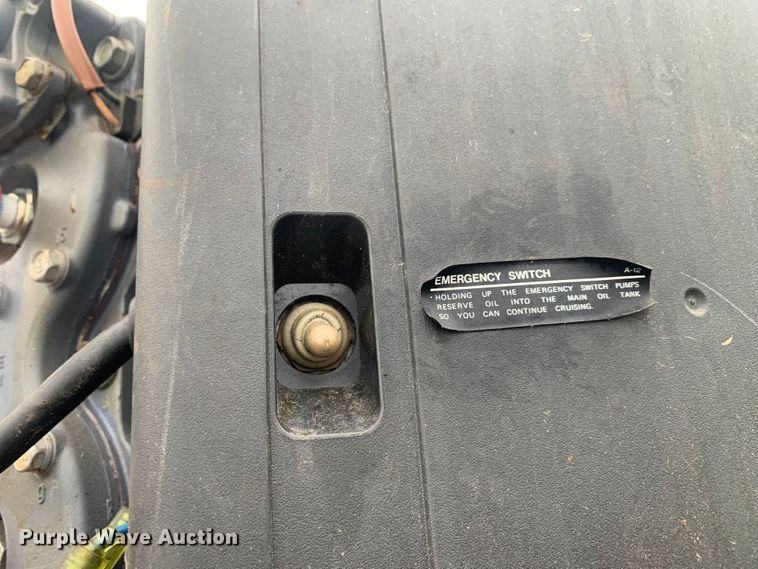 image for item DM7817 2003 Champion 22 Tunnel Champ boat