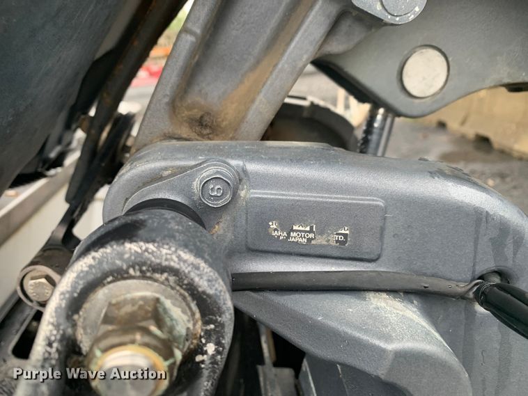 image for item DM7817 2003 Champion 22 Tunnel Champ boat