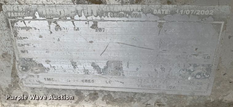 image for item DM7817 2003 Champion 22 Tunnel Champ boat