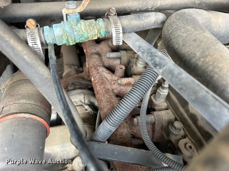 image for item DO1158 1999 Freightliner  MT45 delivery truck