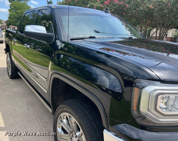 image for item DO2467 2018 GMC Sierra 1500 Denali Crew Cab pickup truck