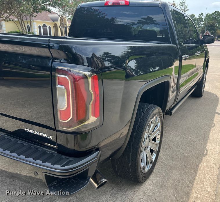 image for item DO2467 2018 GMC Sierra 1500 Denali Crew Cab pickup truck