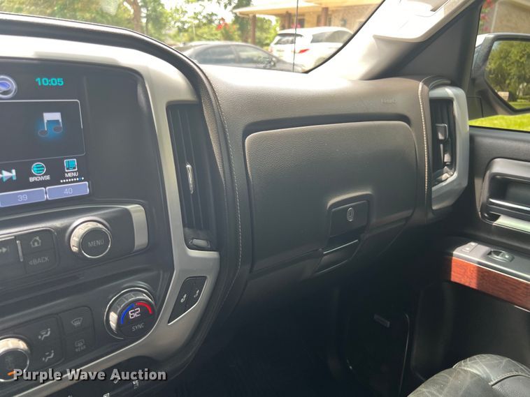 image for item DO2467 2018 GMC Sierra 1500 Denali Crew Cab pickup truck