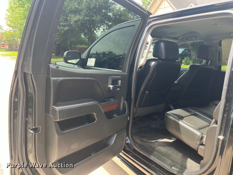 image for item DO2467 2018 GMC Sierra 1500 Denali Crew Cab pickup truck