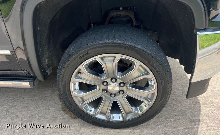 image for item DO2467 2018 GMC Sierra 1500 Denali Crew Cab pickup truck