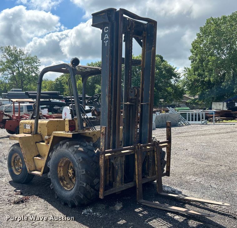 image for item DO6574 Caterpillar  RC60 forklift