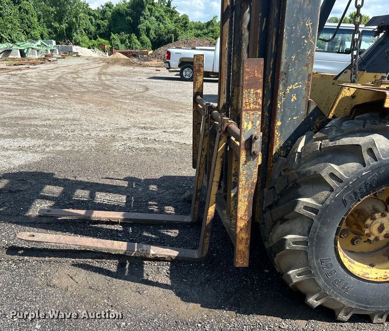 image for item DO6574 Caterpillar  RC60 forklift