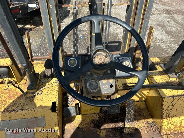 image for item DO6574 Caterpillar  RC60 forklift