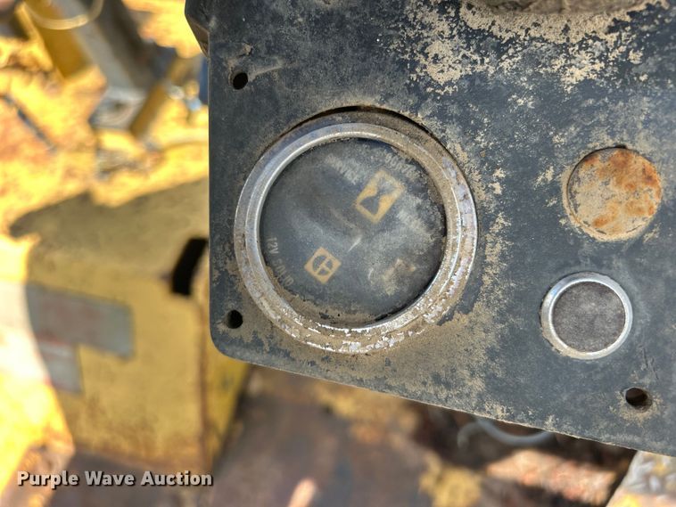 image for item DO6574 Caterpillar  RC60 forklift