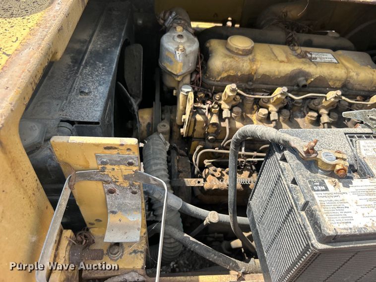 image for item DO6574 Caterpillar  RC60 forklift