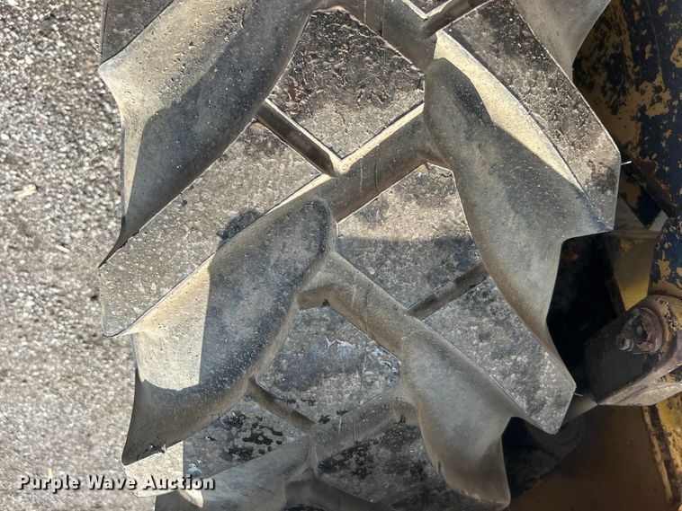 image for item DO6574 Caterpillar  RC60 forklift