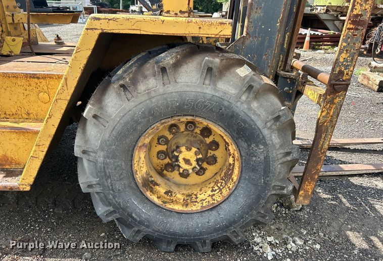 image for item DO6574 Caterpillar  RC60 forklift