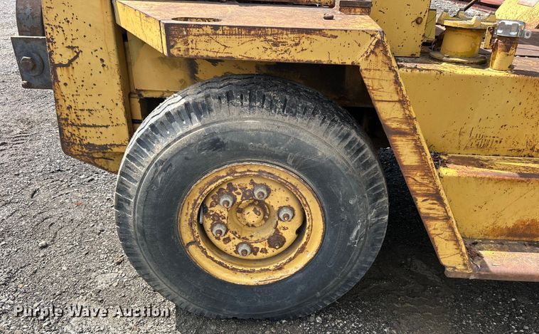 image for item DO6574 Caterpillar  RC60 forklift