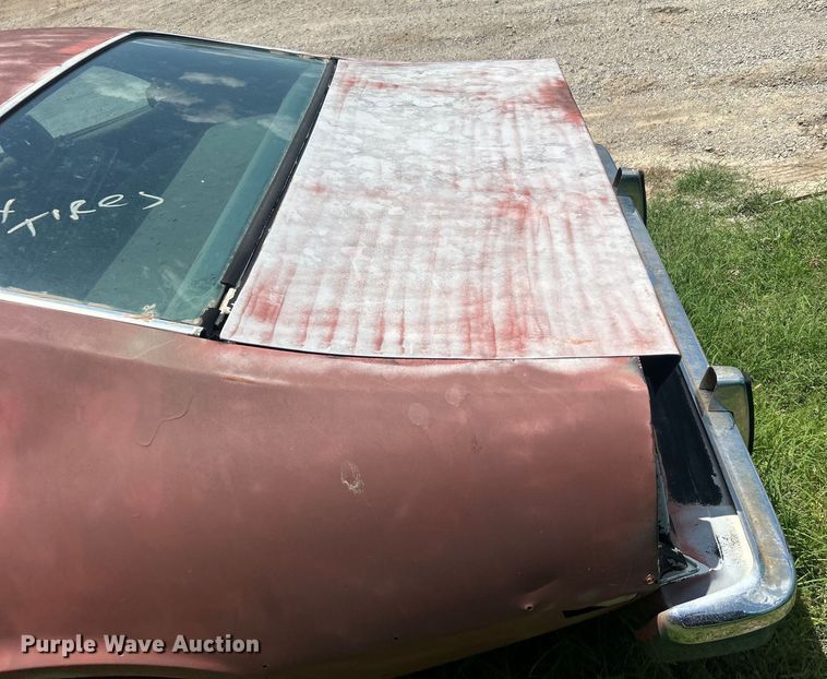 image for item DO6584 1976 Ford Maverick  