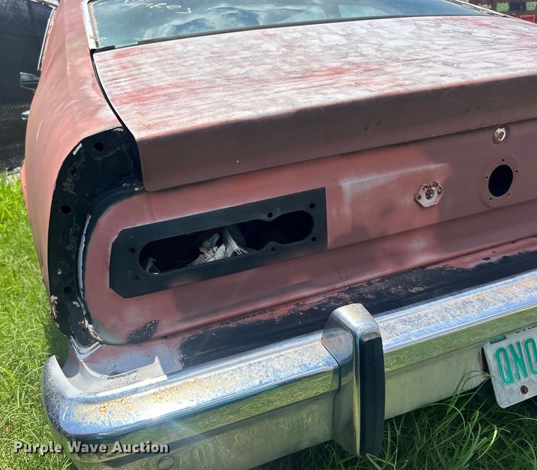 image for item DO6584 1976 Ford Maverick  