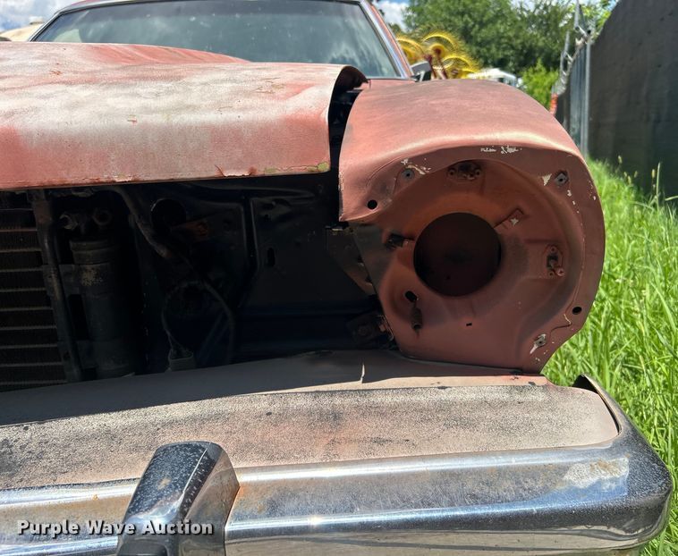 image for item DO6584 1976 Ford Maverick  