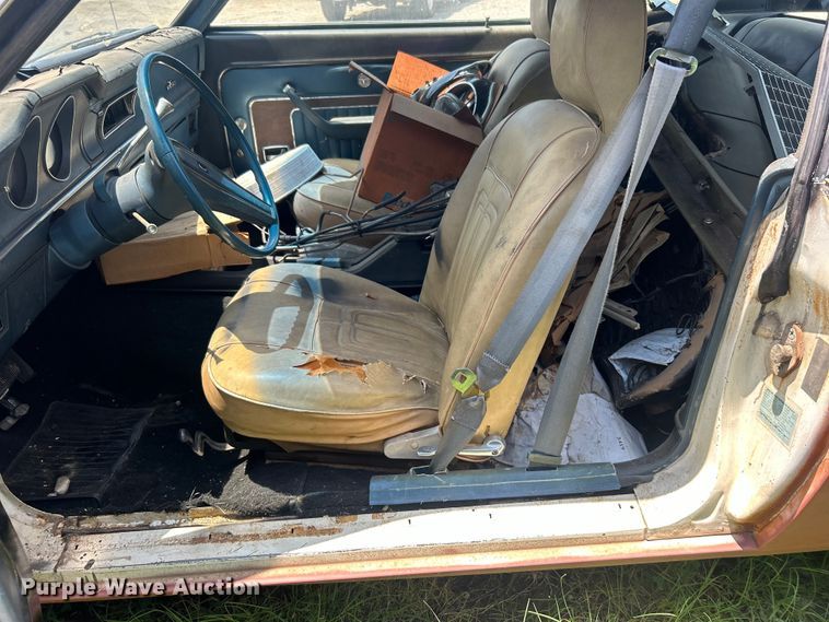 image for item DO6584 1976 Ford Maverick  