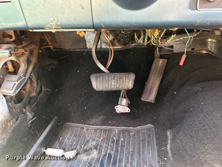 image for item DO6584 1976 Ford Maverick  