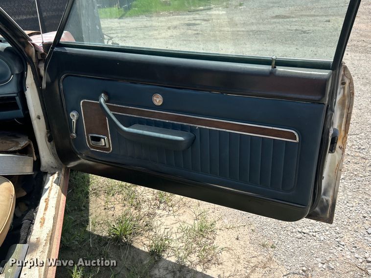 image for item DO6584 1976 Ford Maverick  