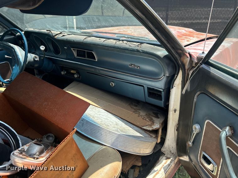 image for item DO6584 1976 Ford Maverick  