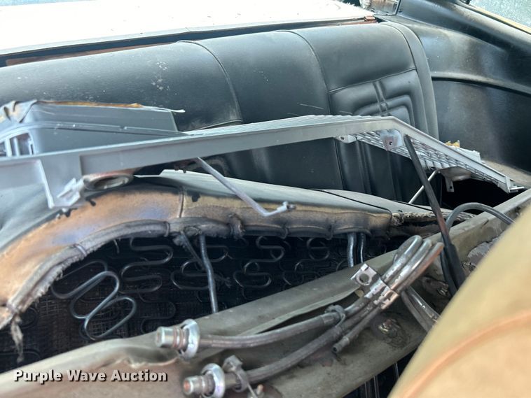 image for item DO6584 1976 Ford Maverick  