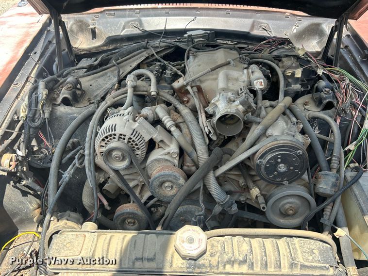 image for item DO6584 1976 Ford Maverick  