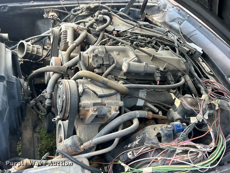 image for item DO6584 1976 Ford Maverick  