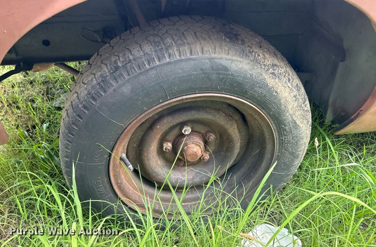 image for item DO6584 1976 Ford Maverick  