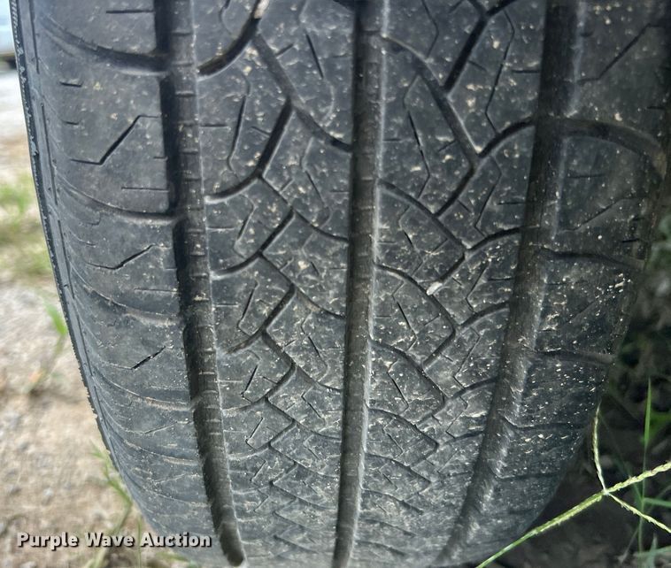 image for item DO6584 1976 Ford Maverick  