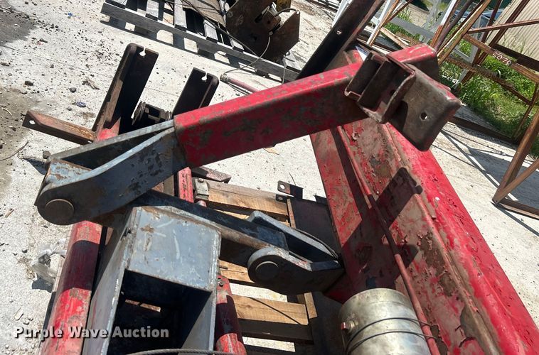 image for item DO6587 Western Mfg. automotive lift