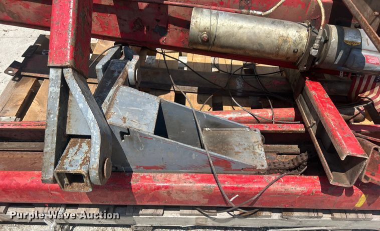 image for item DO6587 Western Mfg. automotive lift