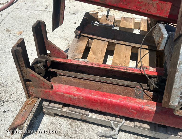 image for item DO6587 Western Mfg. automotive lift