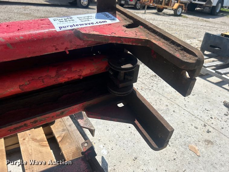 image for item DO6587 Western Mfg. automotive lift