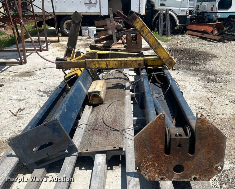 image for item DO6588 Ben Pearson automotive lift