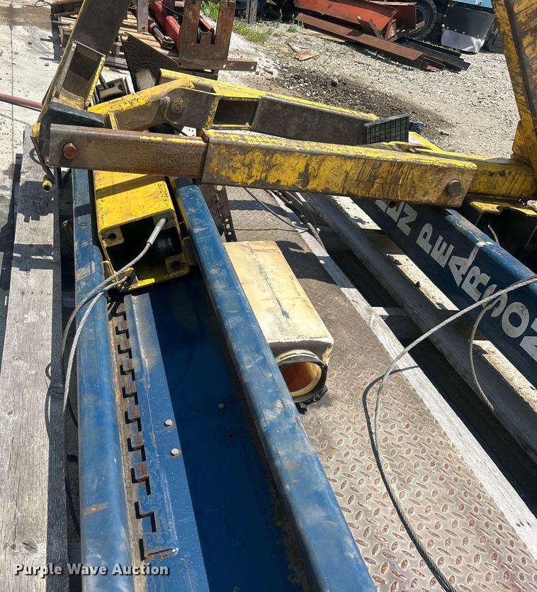 image for item DO6588 Ben Pearson automotive lift