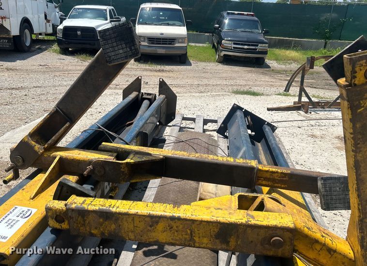 image for item DO6588 Ben Pearson automotive lift