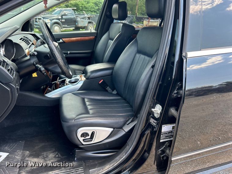 image for item DO6594 2008 Mercedes Benz  R350 