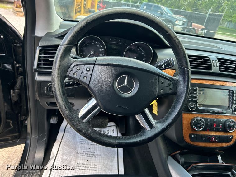 image for item DO6594 2008 Mercedes Benz  R350 