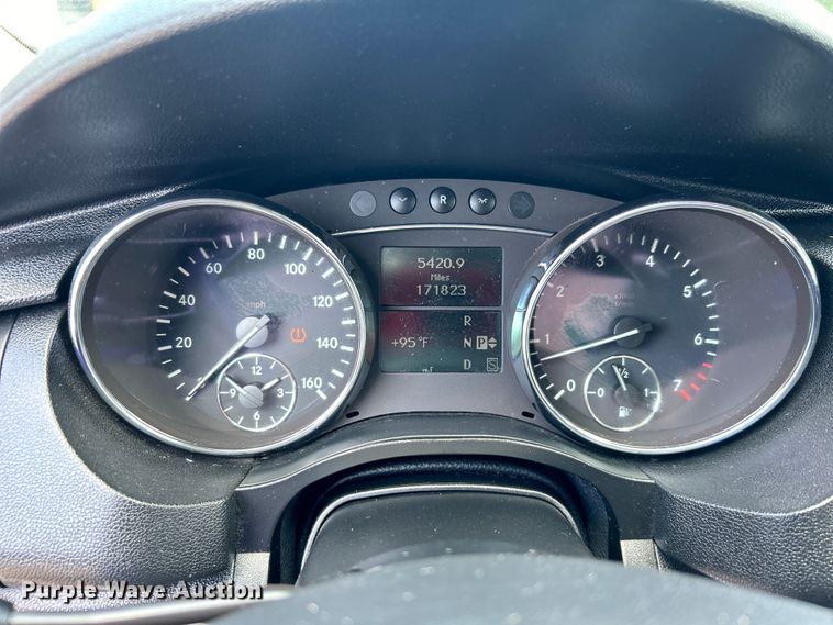 image for item DO6594 2008 Mercedes Benz  R350 