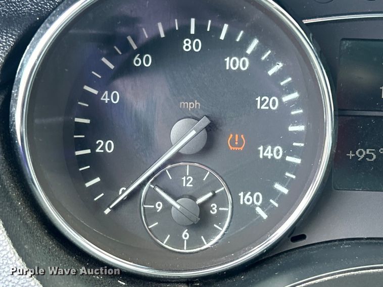 image for item DO6594 2008 Mercedes Benz  R350 