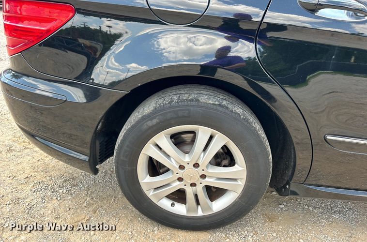 image for item DO6594 2008 Mercedes Benz  R350 