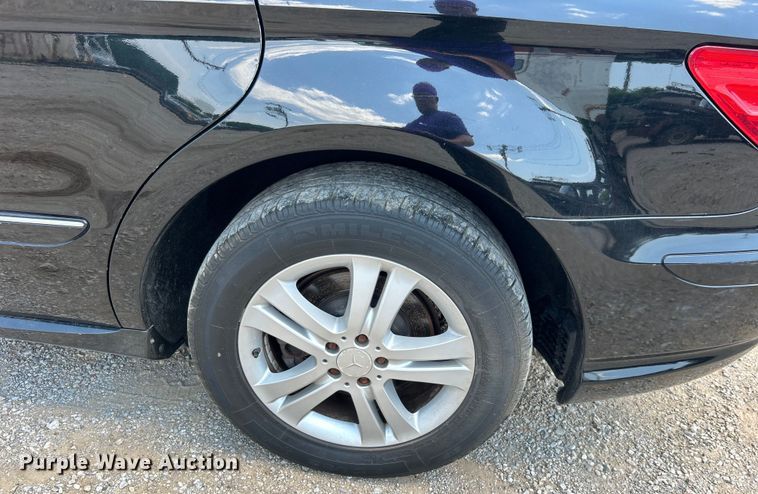 image for item DO6594 2008 Mercedes Benz  R350 