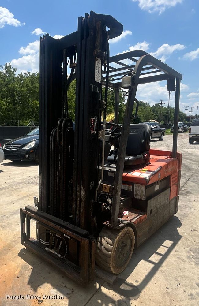 image for item DO6595 Toyota 7FBEU20 forklift