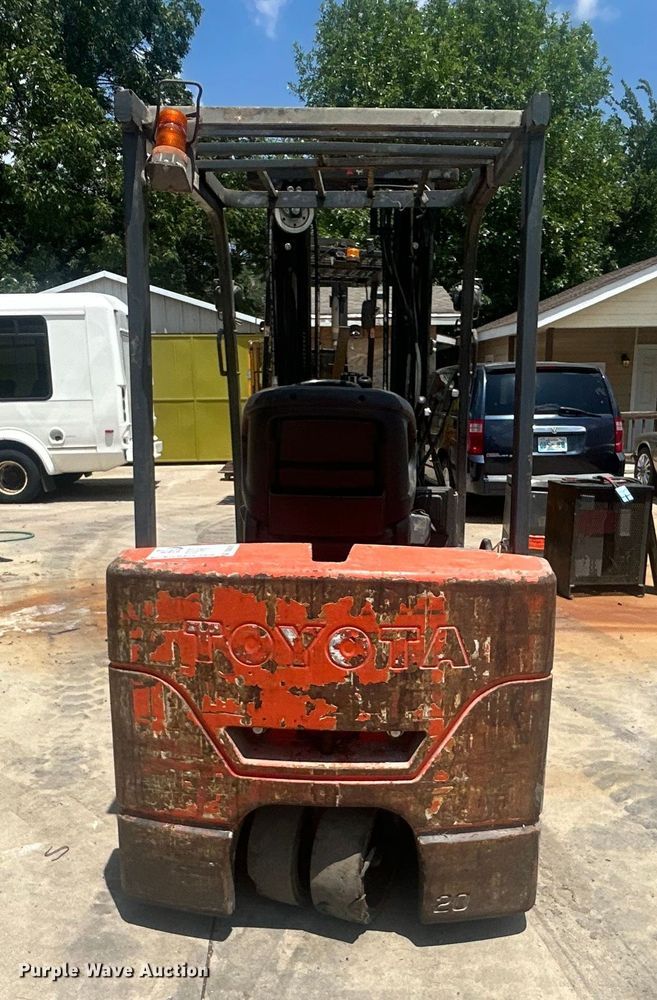 image for item DO6595 Toyota 7FBEU20 forklift