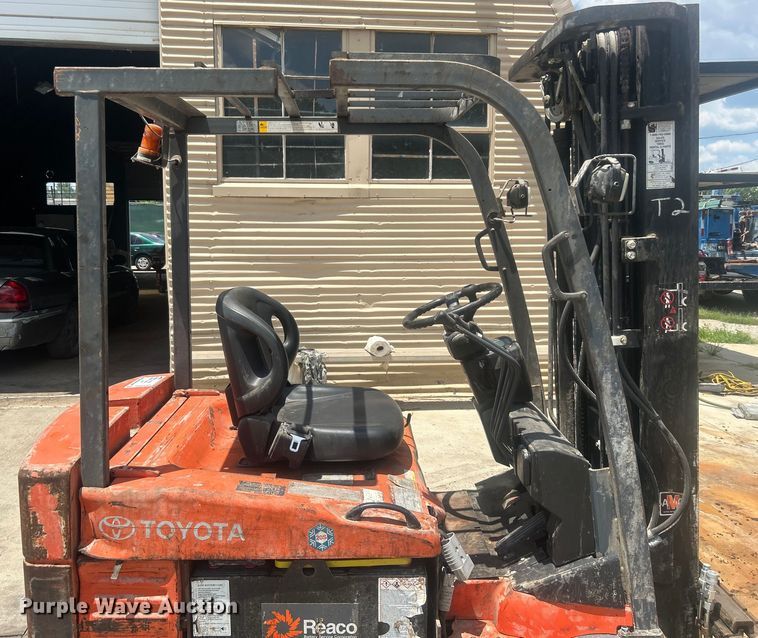 image for item DO6595 Toyota 7FBEU20 forklift