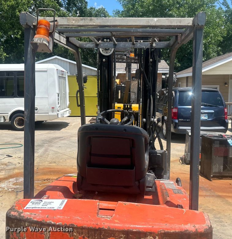 image for item DO6595 Toyota 7FBEU20 forklift