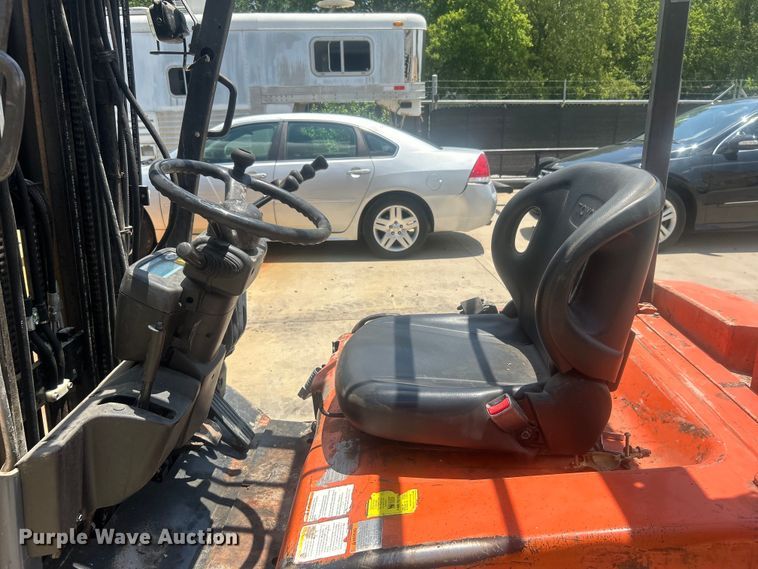 image for item DO6595 Toyota 7FBEU20 forklift