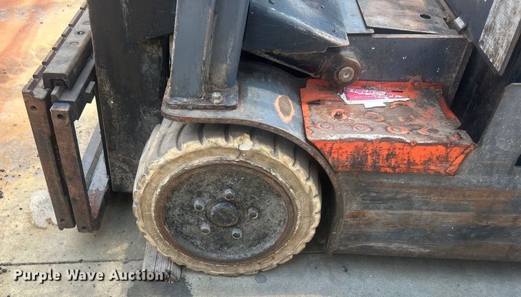 image for item DO6595 Toyota 7FBEU20 forklift