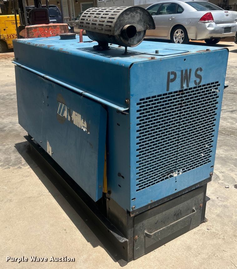 image for item DO6597 Miller Big 40 Diesel welder/generator