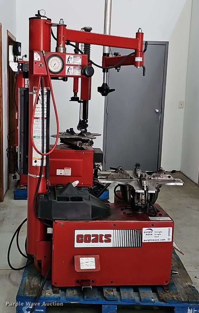 image for item DP0940 Coats 70X-AH-3 rim clamp tire machine